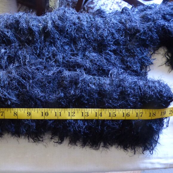 QUIRKY GOTH VAMPIRE 80'S STY TRUE BLACK SHAGGY 1 HOOK CLOSURE CARDIGAN JACKET OS - Picture 9 of 13